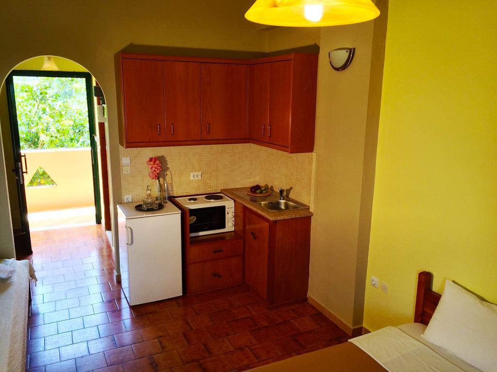 Apartment Chrissas *
